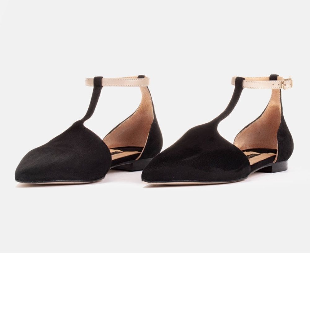Zara Black Pointed T-Strap Flats with Beige Ankle Strap